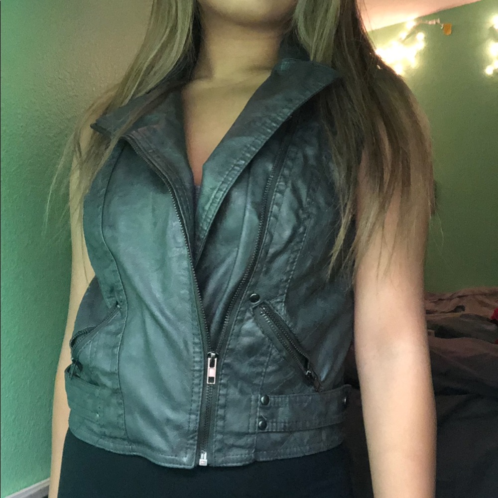 Grey Sleeveless Moto Jacket/Vest